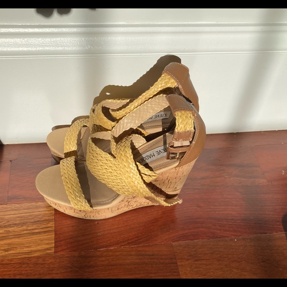 Yellow Steve Madden Wedges - Picture 2 of 3